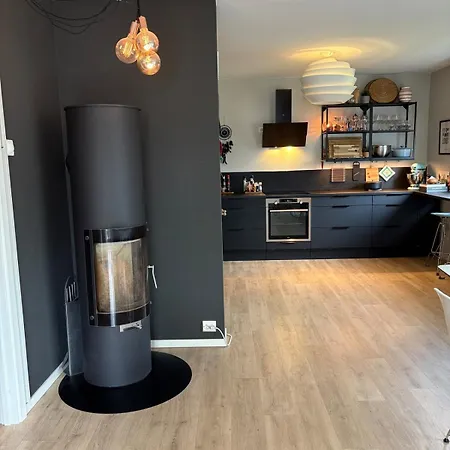 Entire With Pool And Garden Βίλα *