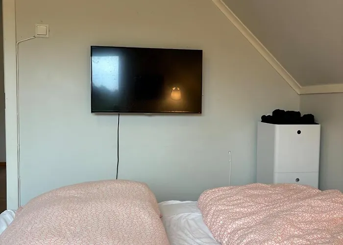 Entire With Pool And Garden Ålesund