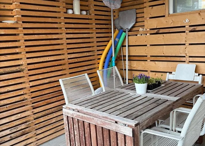 Villa Entire With Pool And Garden *