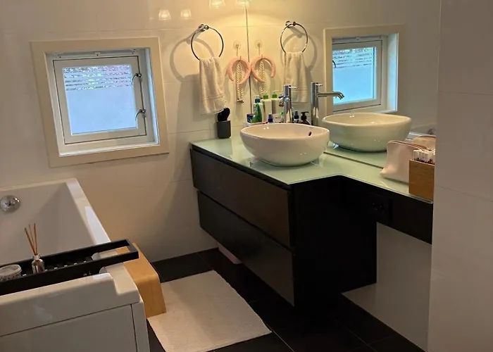 Entire With Pool And Garden Ålesund