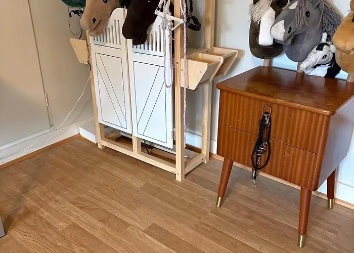 Villa Entire With Pool And Garden *